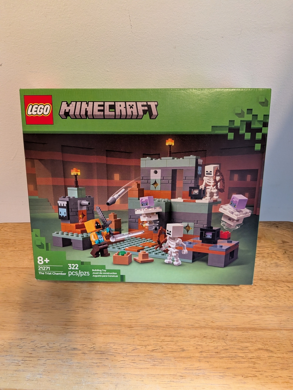 Lego Minecraft Trial Chamber Playset - Green, Gray, Orange
